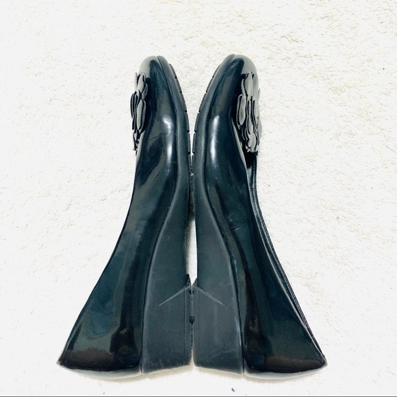 EARTH Floral Black slip-on man-made flats women’s size 7.5B - Picture 5 of 9